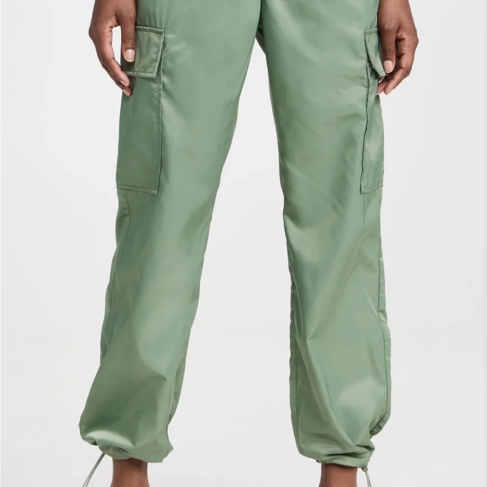 NWT PISTOLA Jade Cargo Pants Size Medium - Picture 5 of 14